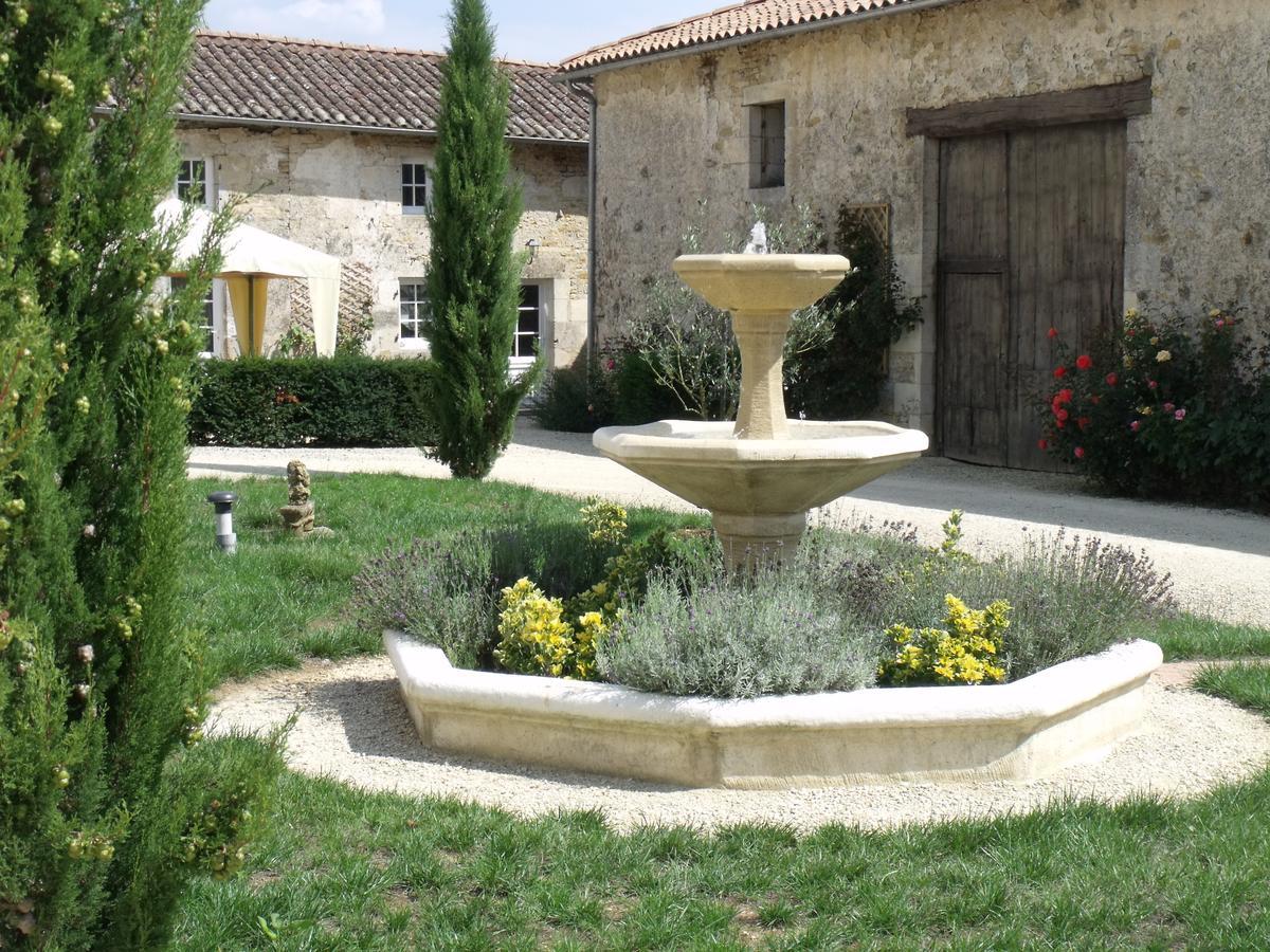 Logis De La Melissiere Bed & Breakfast Xaintray Exterior foto